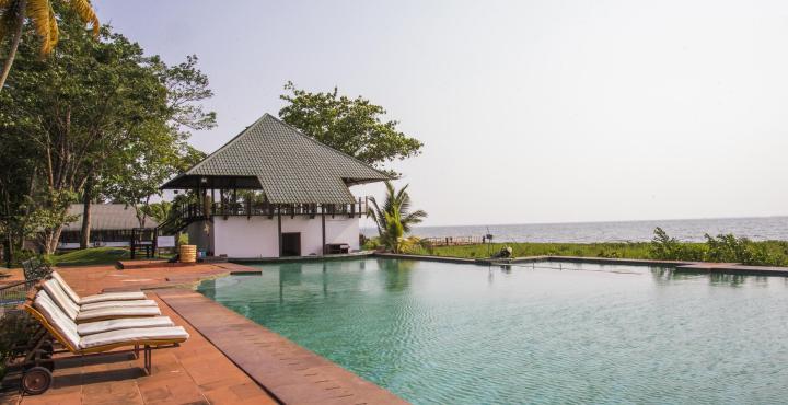 Ktdc Water Scapes Hotel Kumarakom Buitenkant foto
