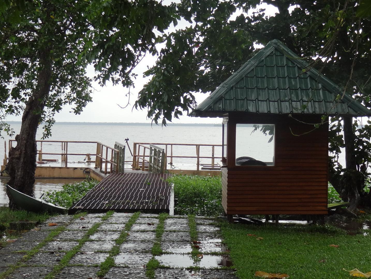 Ktdc Water Scapes Hotel Kumarakom Buitenkant foto